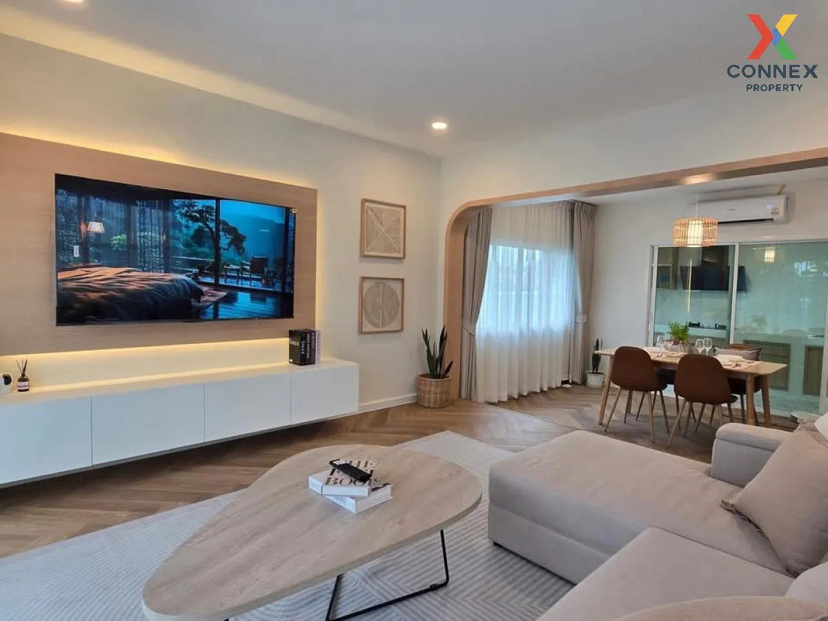 For Sale KC Garden Home 14 Village , Sam Wa Tawan Tok , Khlong Sa 3