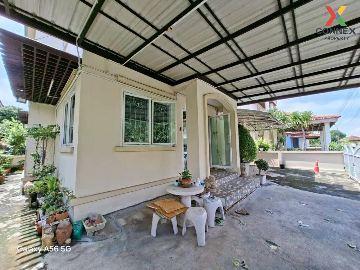 For Sale House , Baan Poonsuk Suvarnabhumi , wide frontage , Bang