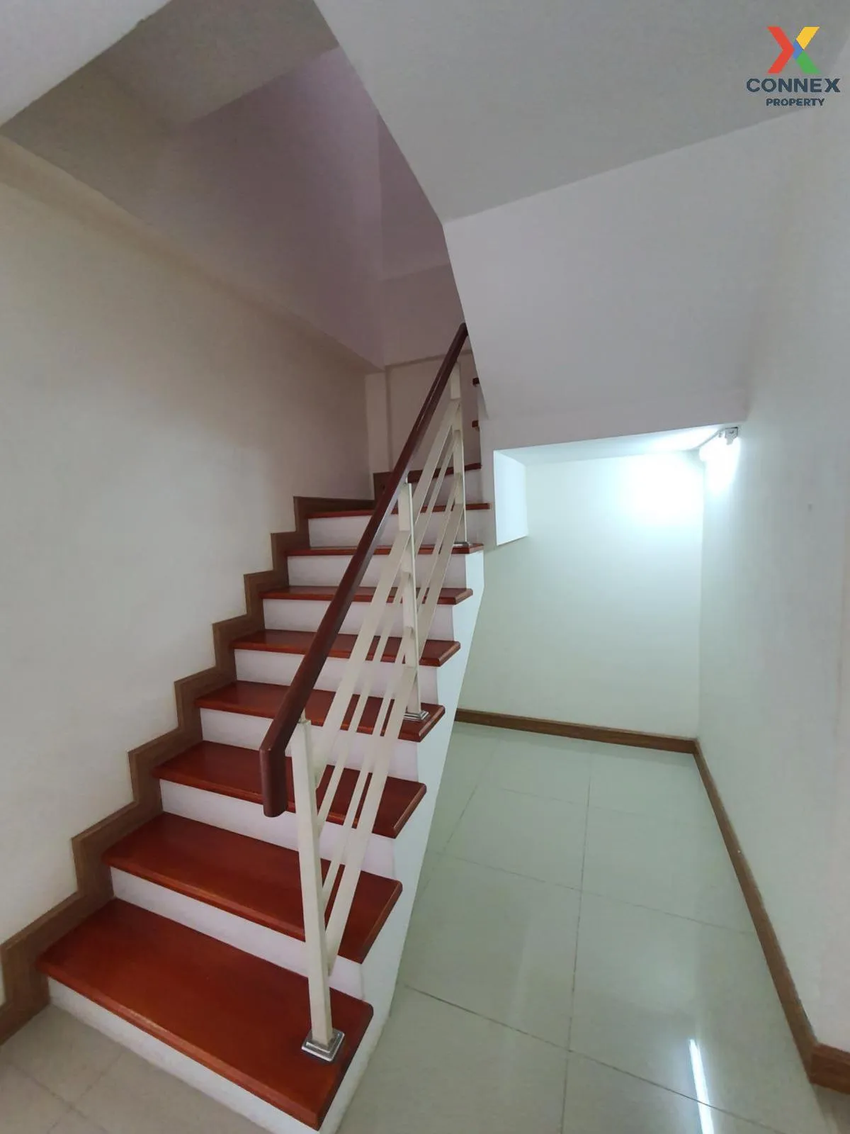For Sale Townhouse/Townhome  , D Bangtorad Rama2 , wide frontage 