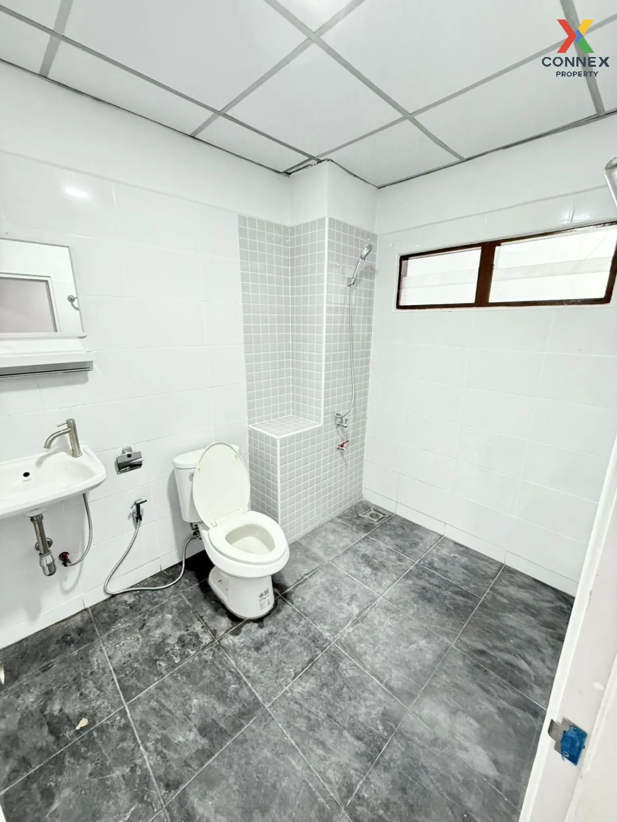 For Sale Townhouse/Townhome  , Baan Suan Rangsri 2 , nice view ,  For Sale Townhouse/Townhome  , Baan Suan Rangsri 2 , nice view ,