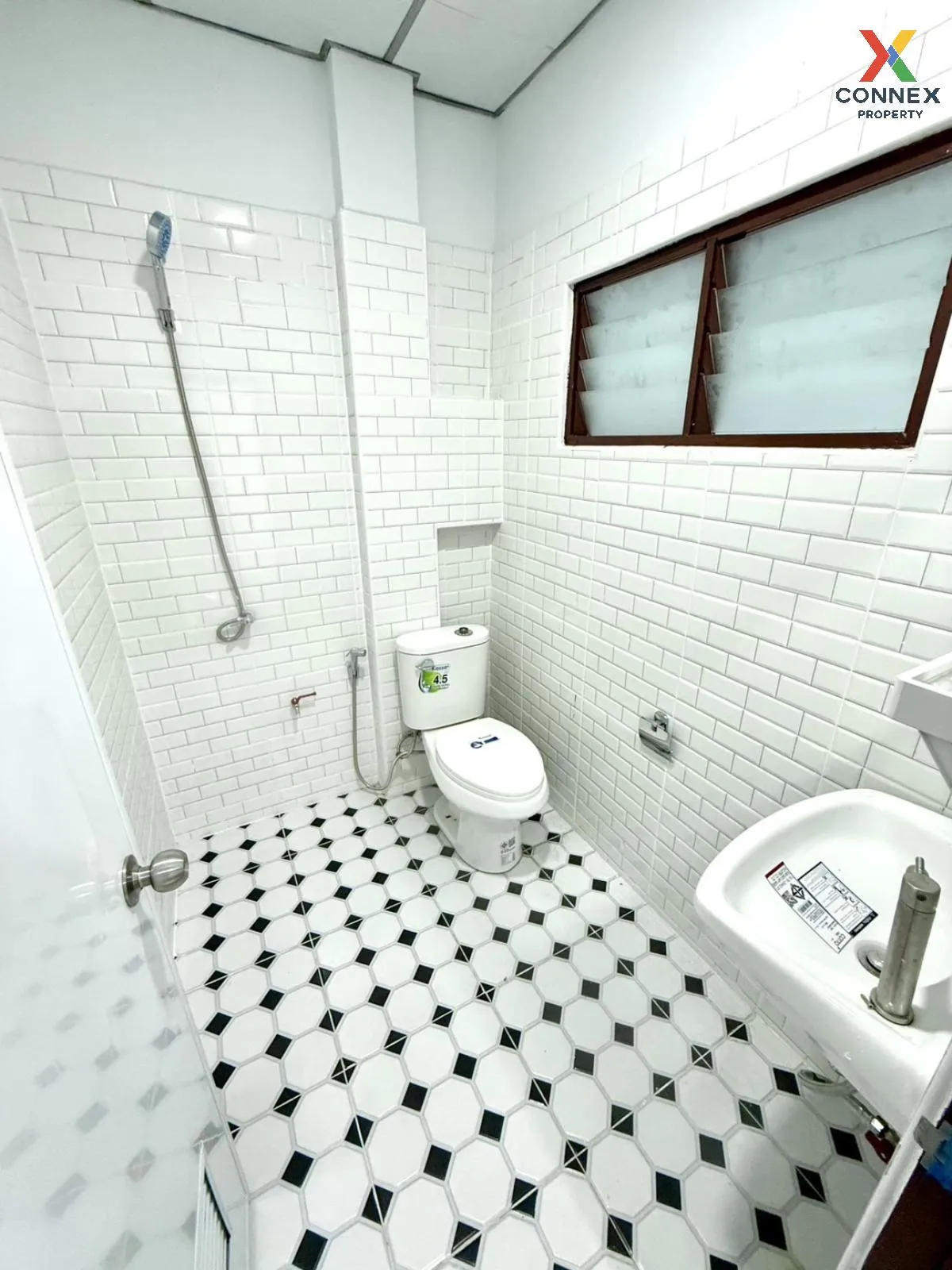 For Sale Townhouse/Townhome  , Baan Suan Rangsri 2 , nice view ,  For Sale Townhouse/Townhome  , Baan Suan Rangsri 2 , nice view ,