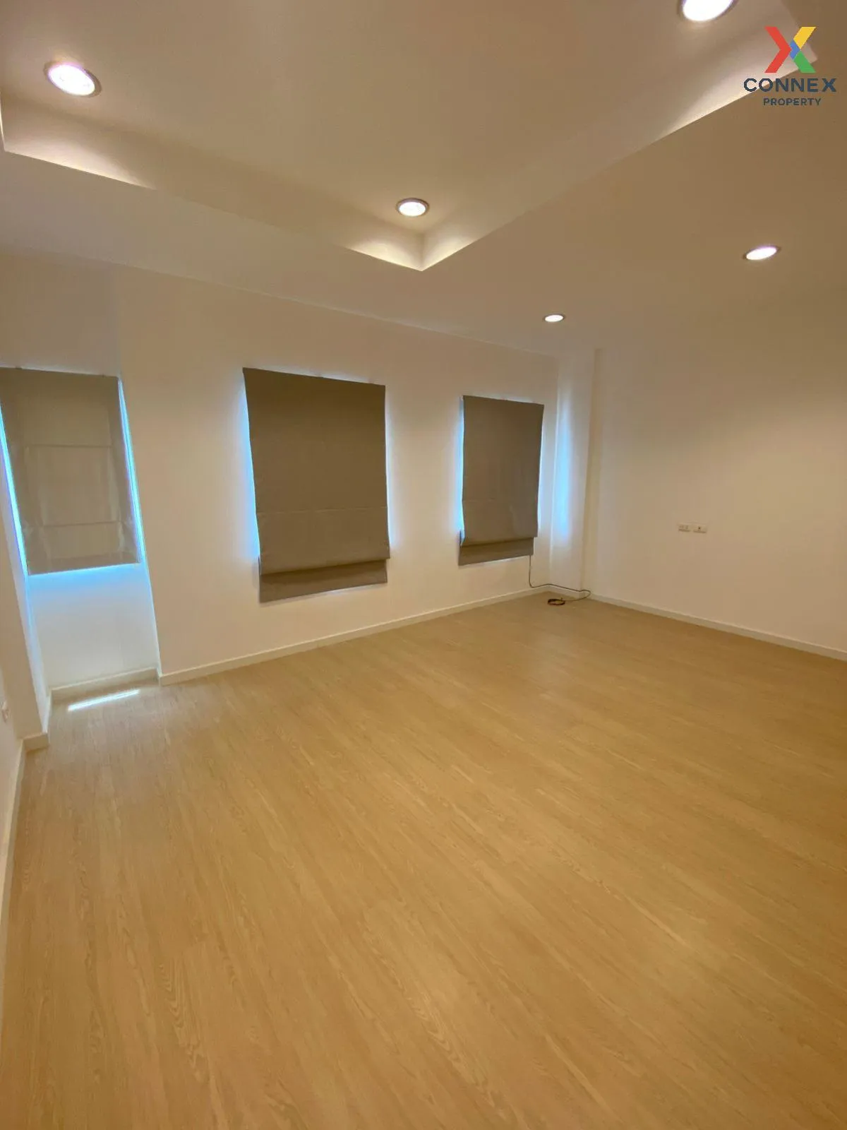 For Rent Townhouse/Townhome  , Baan Klang Muang The Royal Monaco 