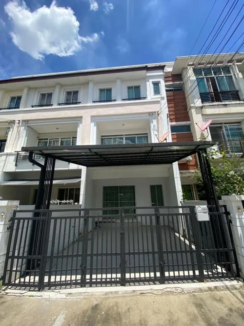 For Rent Townhouse/Townhome  , Baan Klang Muang The Royal Monaco Srinakarin-Pattanakarn , Suan Luang , Suan Luang , Bangkok , CX-131956