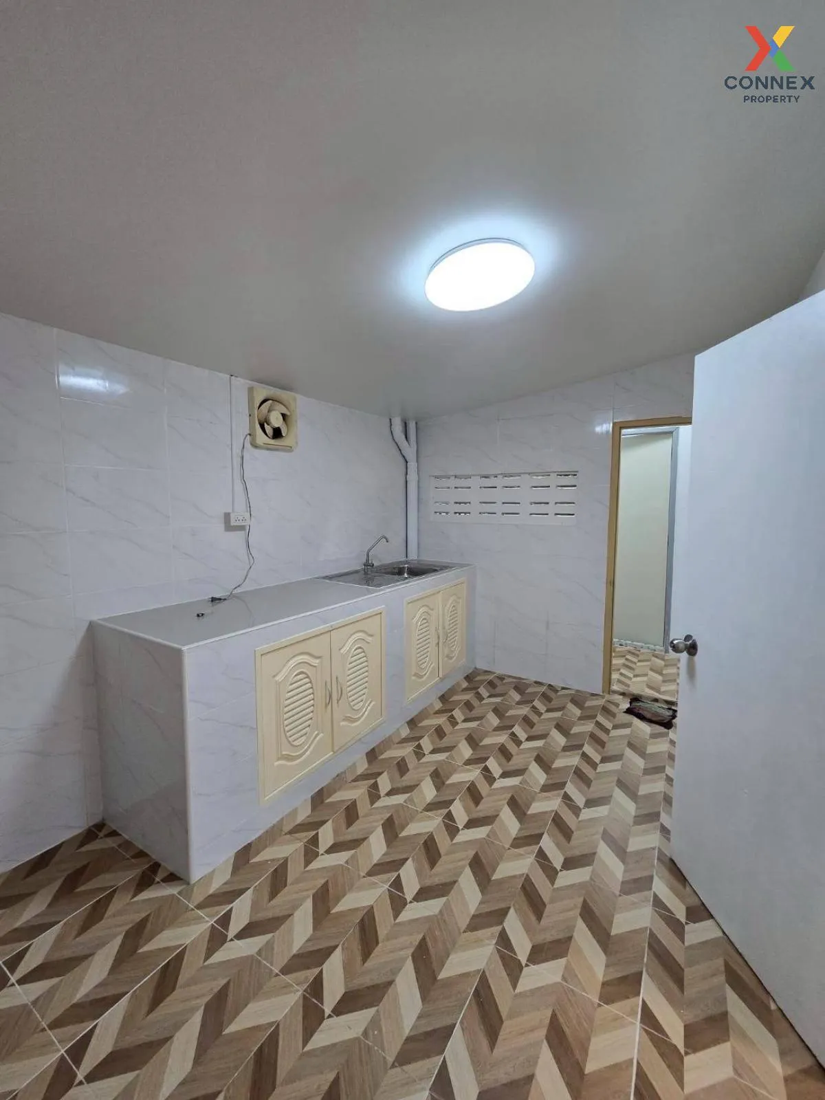 For Sale Townhouse/Townhome  , Baan Samaporn Teparak , Bang Pla , For Sale Townhouse/Townhome  , Baan Samaporn Teparak , Bang Pla ,