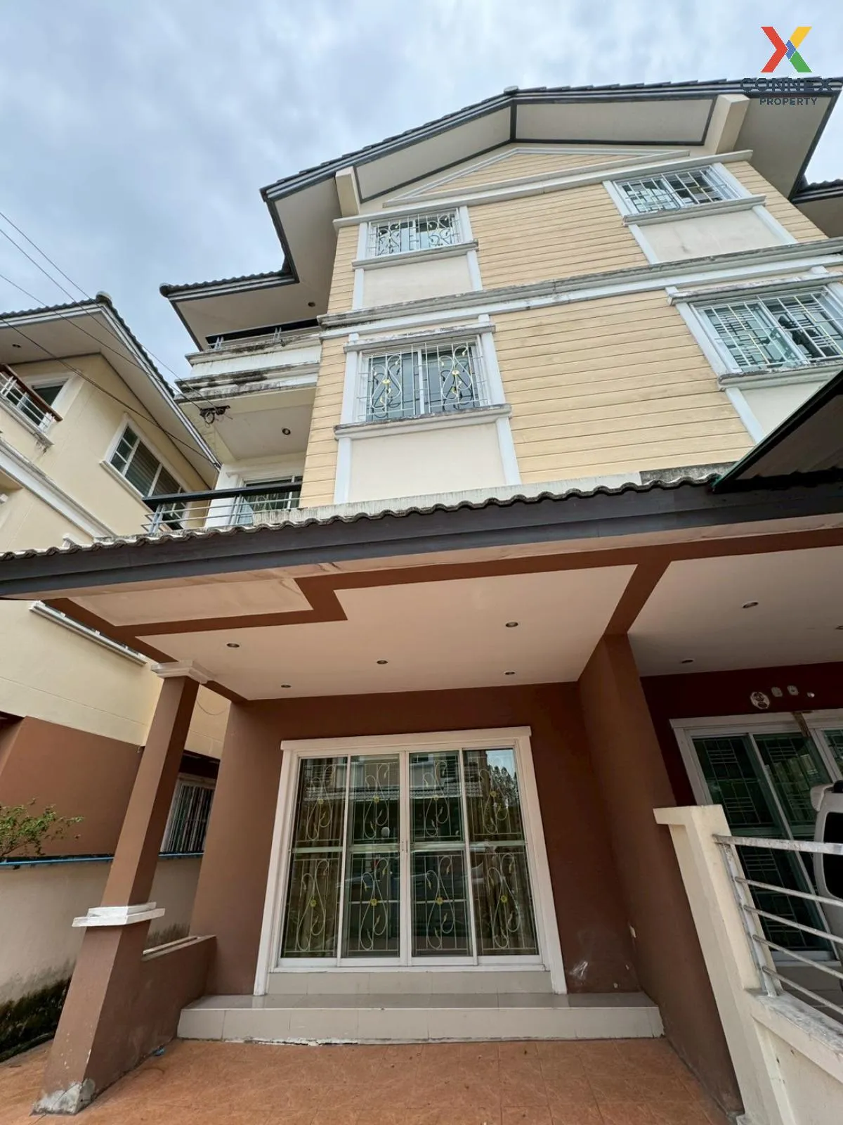 For Sale House , Baan Imumporn Pinklao - Thaweewatthana , Salatha 1