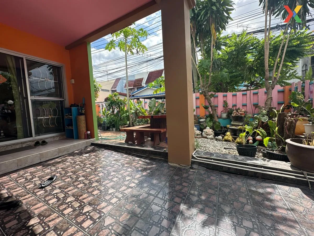 For Sale Townhouse  , Baan Natthamon Punnawithi 45 , Phra Khanong