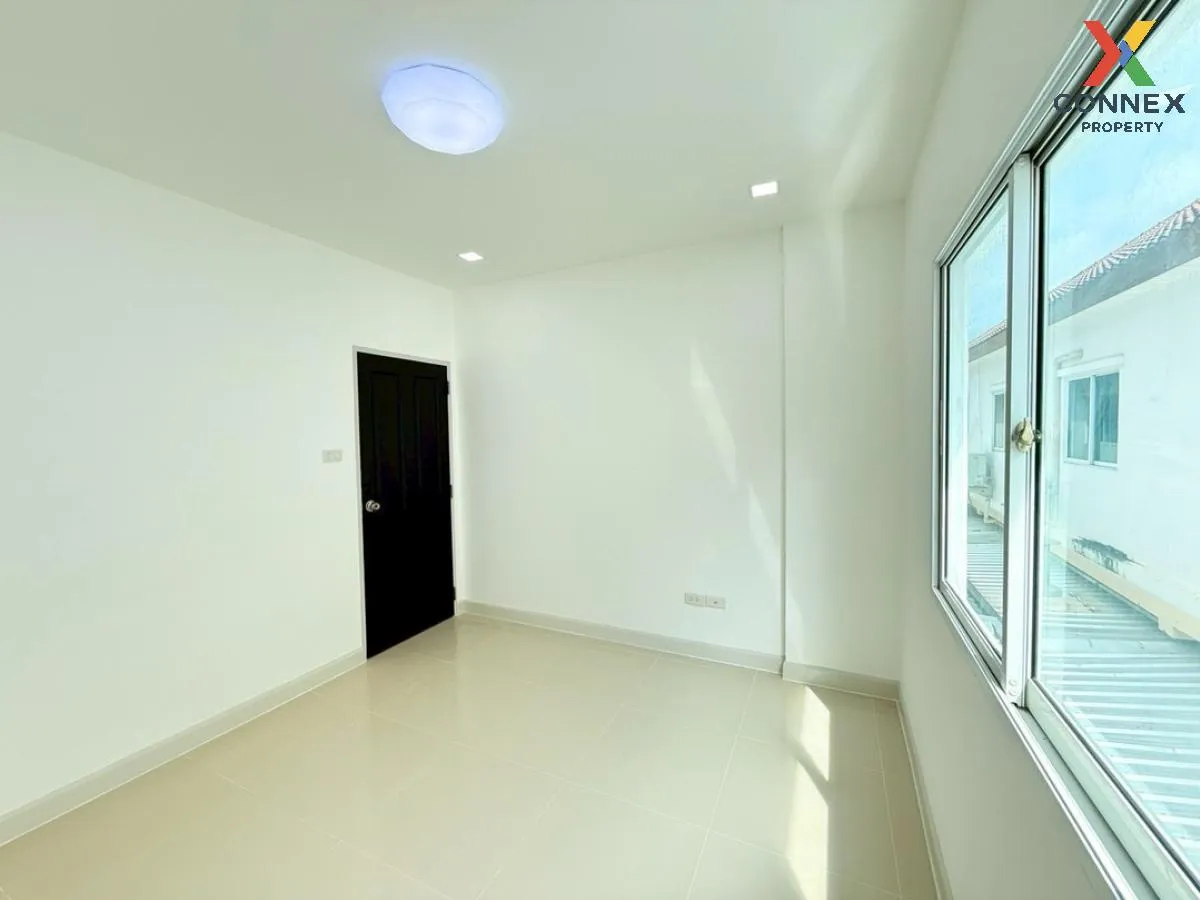 For Sale Townhouse/Townhome  , The Town Phaholyothin-Phoemsin​ , 