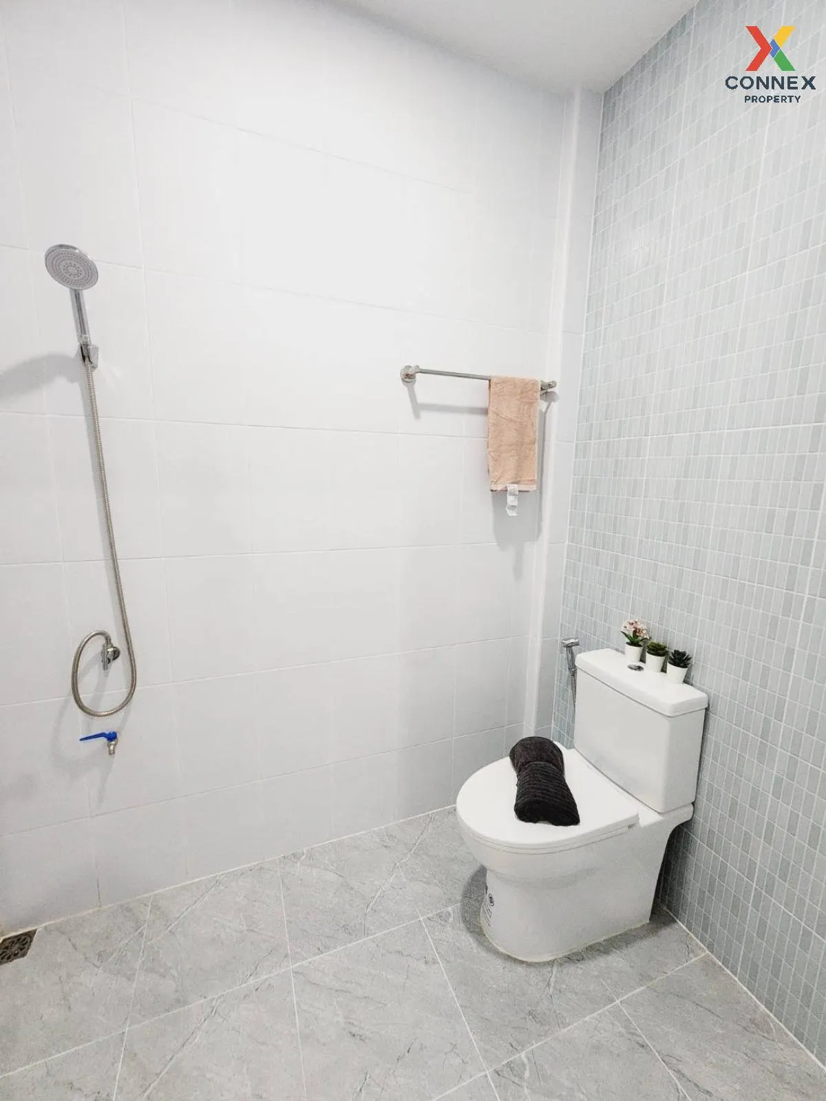 For Sale Townhouse/Townhome  , Baan Yu Charoen 3 , newly renovate For Sale Townhouse/Townhome  , Baan Yu Charoen 3 , newly renovate