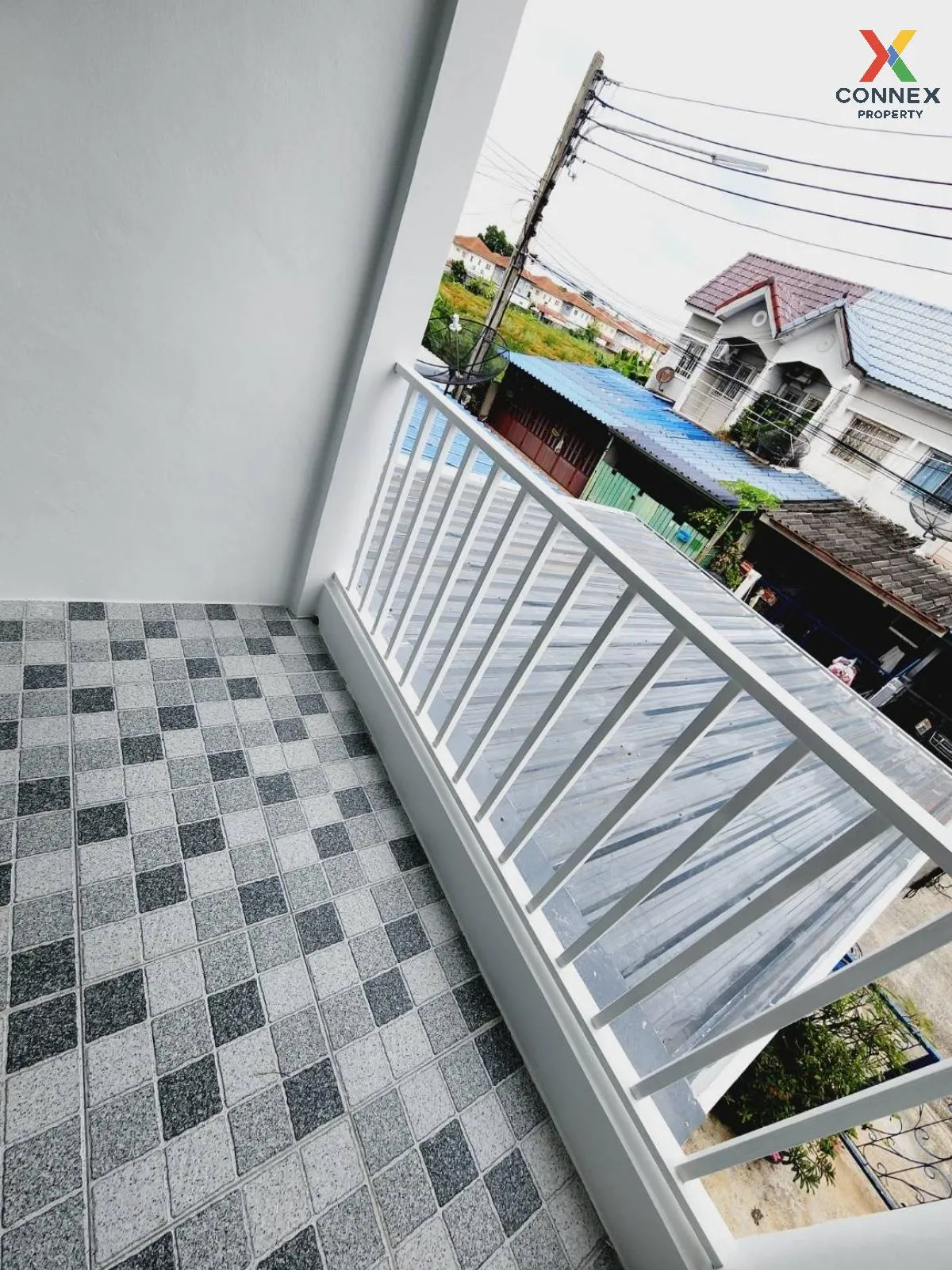 For Sale Townhouse/Townhome  , Baan Yu Charoen 3 , newly renovate For Sale Townhouse/Townhome  , Baan Yu Charoen 3 , newly renovate