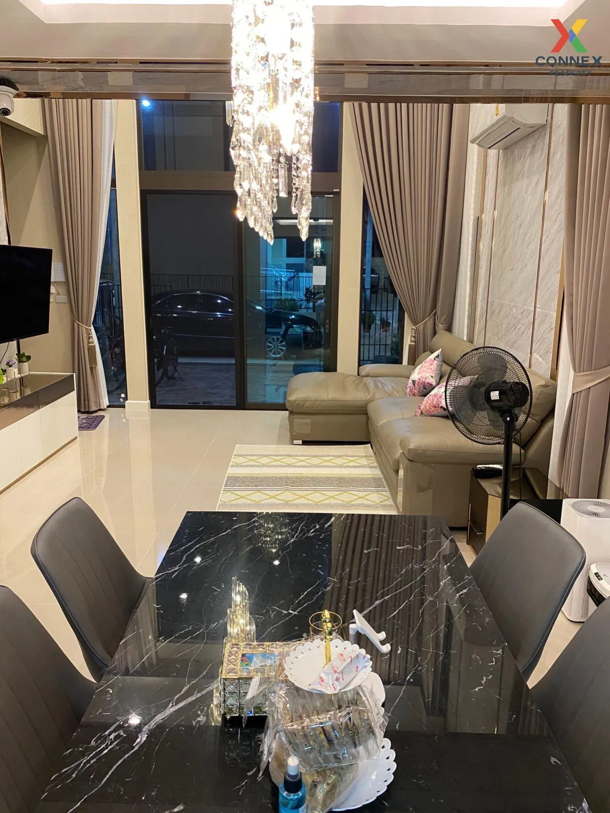 ขายทาวน์เฮ้าส์/ทาวน์โฮม  พาทิโอ พระราม 9-พัฒนาการ MRT-กลันตัน (สา