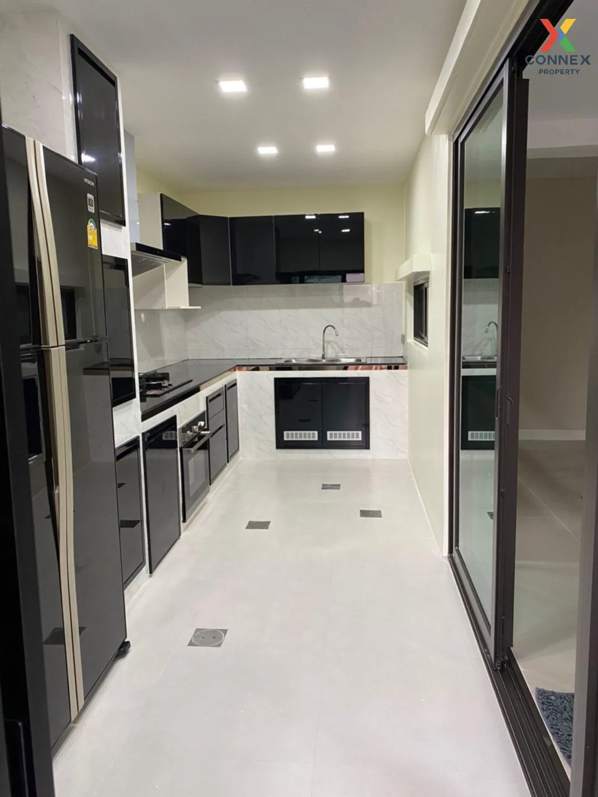 ขายทาวน์เฮ้าส์/ทาวน์โฮม  พาทิโอ พระราม 9-พัฒนาการ MRT-กลันตัน (สา