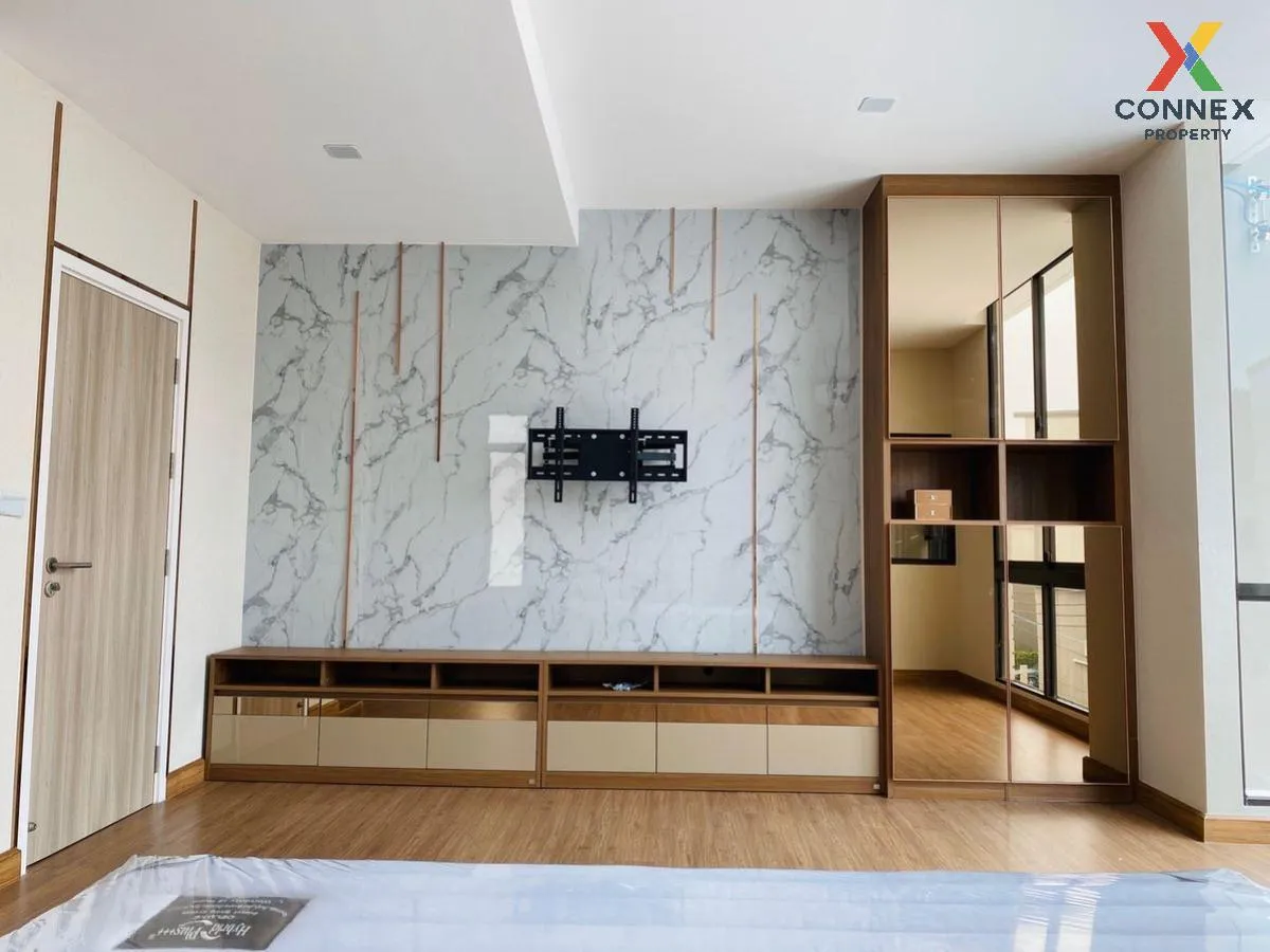 ขายทาวน์เฮ้าส์/ทาวน์โฮม  พาทิโอ พระราม 9-พัฒนาการ MRT-กลันตัน (สา