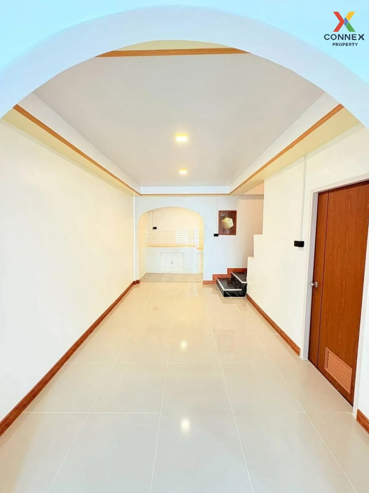 ขายทาวน์เฮ้าส์/ทาวน์โฮม  หมู่บ้านธารทอง 2 รีโนเวทใหม่ บางรักพัฒนา