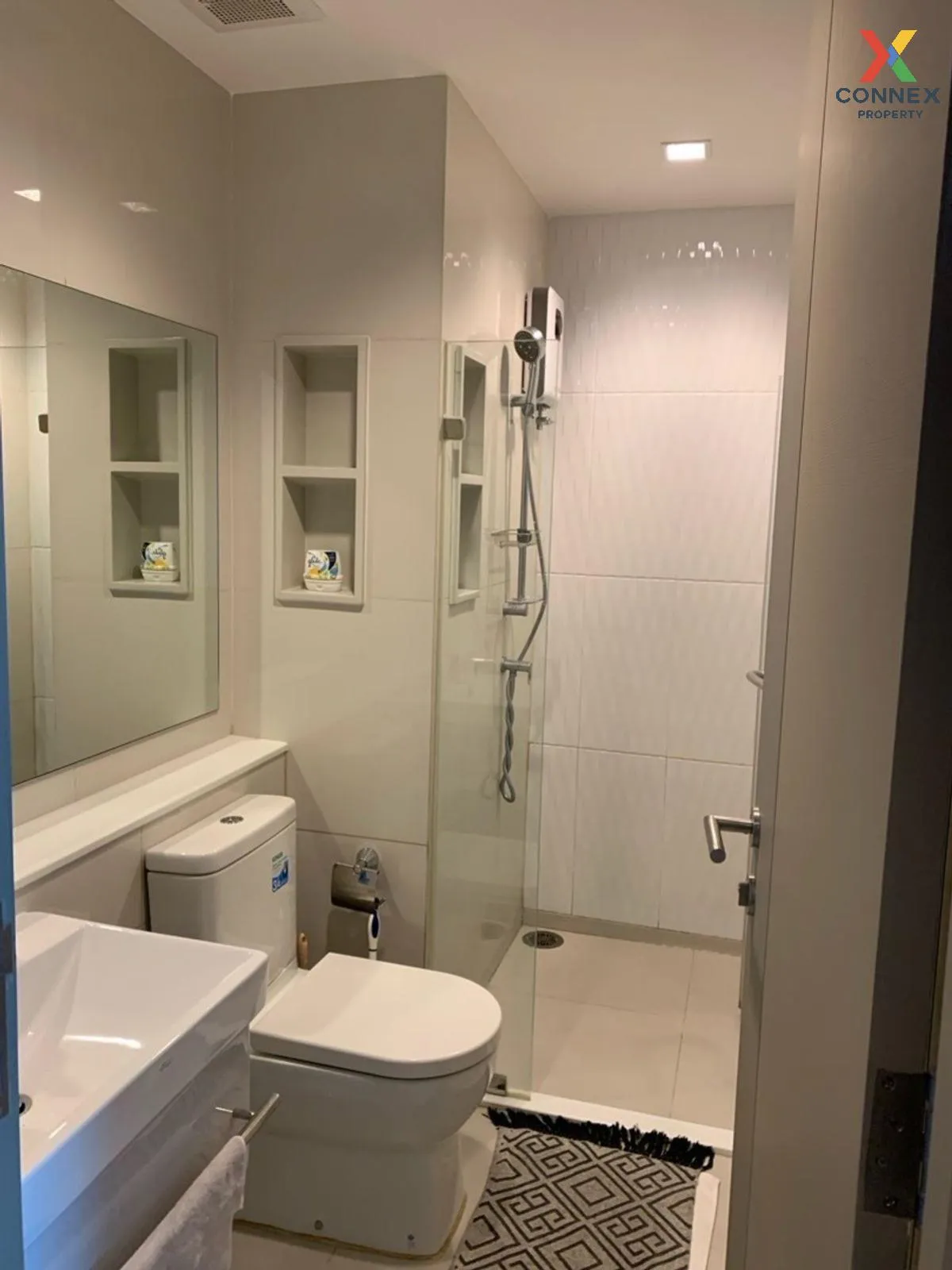 เช่าคอนโด  ไลฟ์ อโศก - พระรามเก้า MRT-พระราม 9 มักกะสัน เขต ราชเท