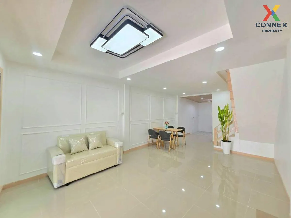 ขายทาวน์เฮ้าส์/ทาวน์โฮม  บ้านศรีประจักษ์ 4 รีโนเวทใหม่ บางบัวทอง 