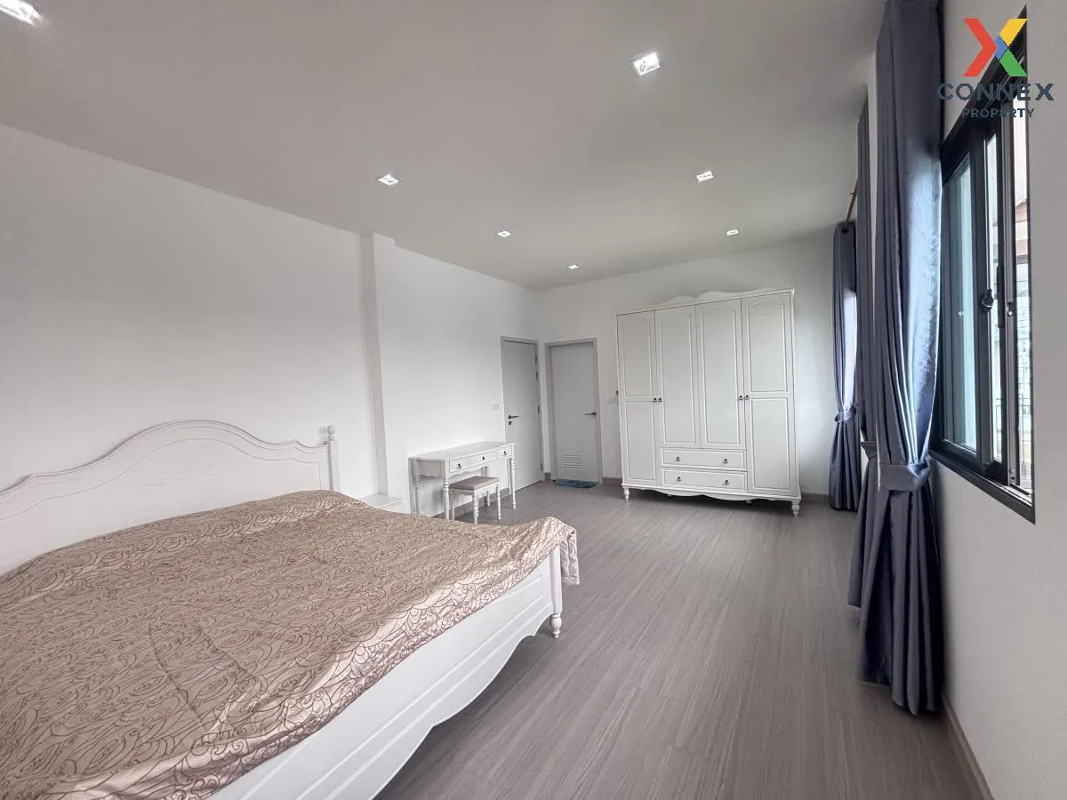 เช่านาวาร่า พระราม2 หน้ากว้าง ท่าข้าม เขต บางขุนเทียน กรุงเทพ CX-