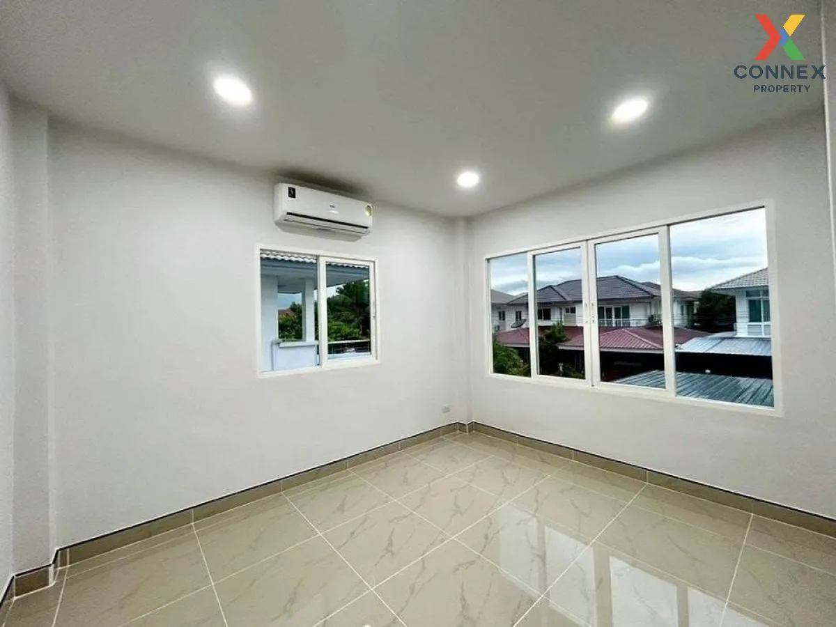 For Sale House , BAAN KUNAPHAT 5 BANGBUATHONG , newly renovated , For Sale House , BAAN KUNAPHAT 5 BANGBUATHONG , newly renovated ,