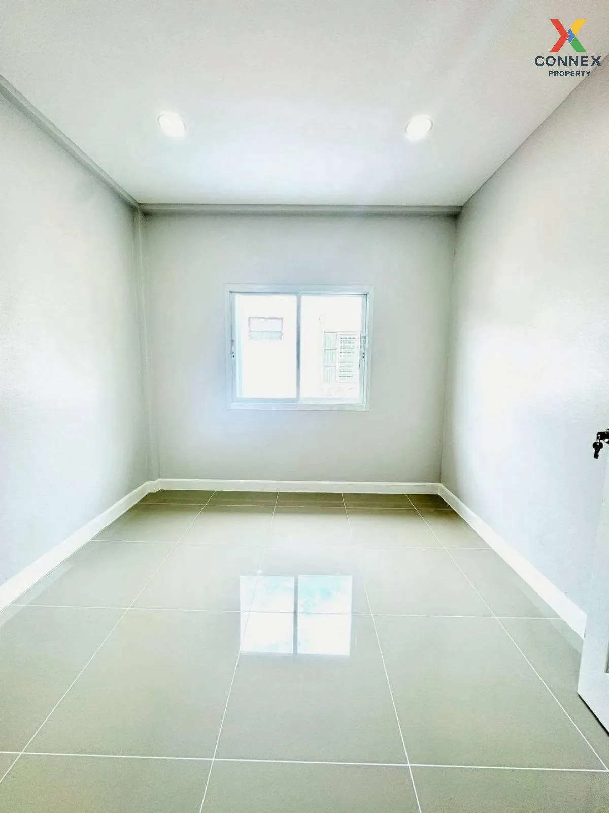 ขายทาวน์เฮ้าส์/ทาวน์โฮม  บ้านพระปิ่น 3 รีโนเวทใหม่ MRT-ตลาดบางใหญ