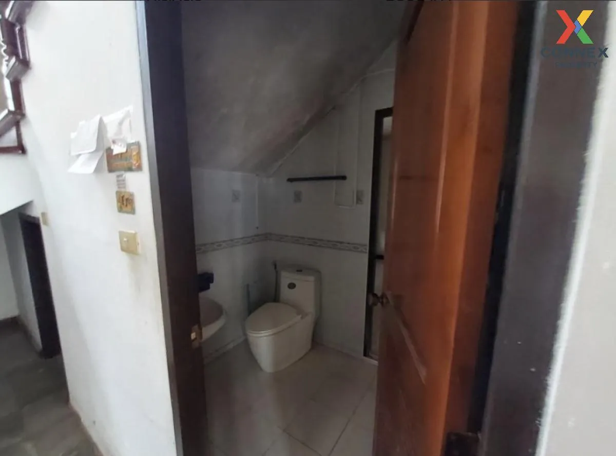 For Sale House , Yingruay Niwet Chaengwattana - Prachachuen , Ban