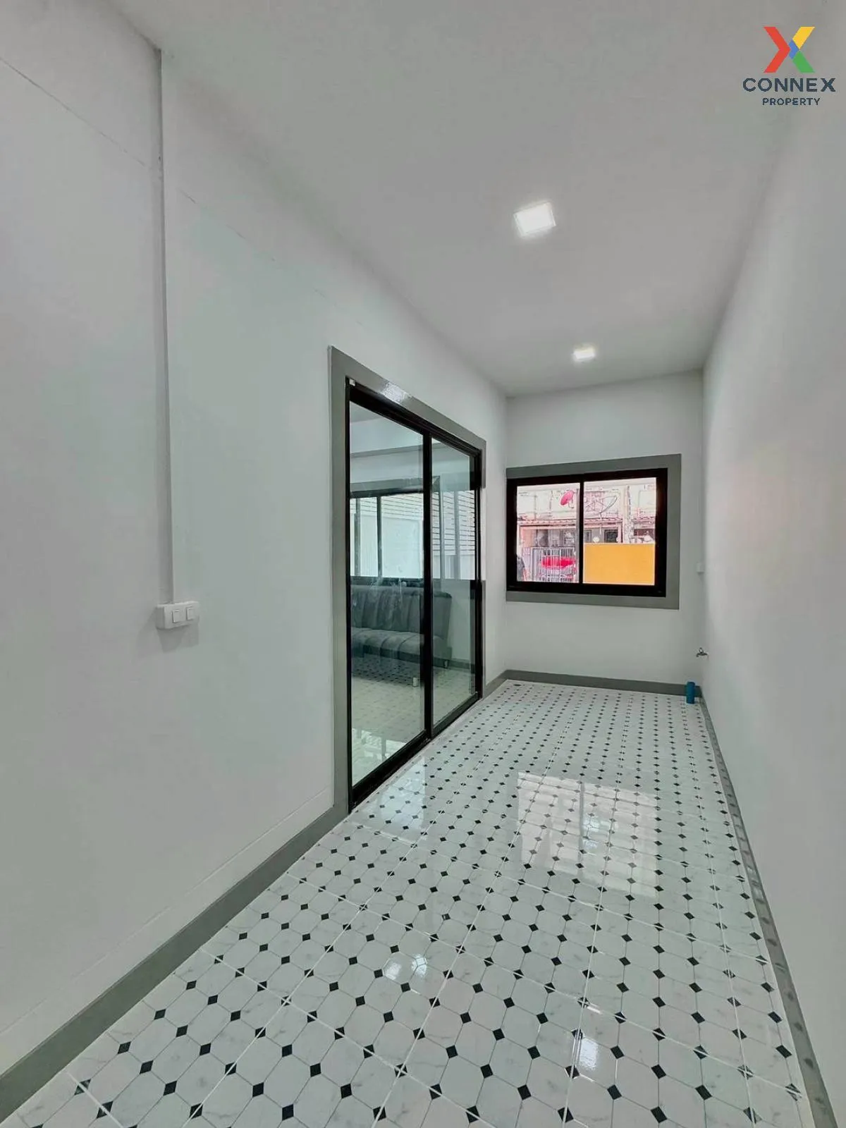 ขายทาวน์เฮ้าส์/ทาวน์โฮม  เปี่ยมสุข (ปากเกร็ดซอยวัดกู้) หน้ากว้าง 