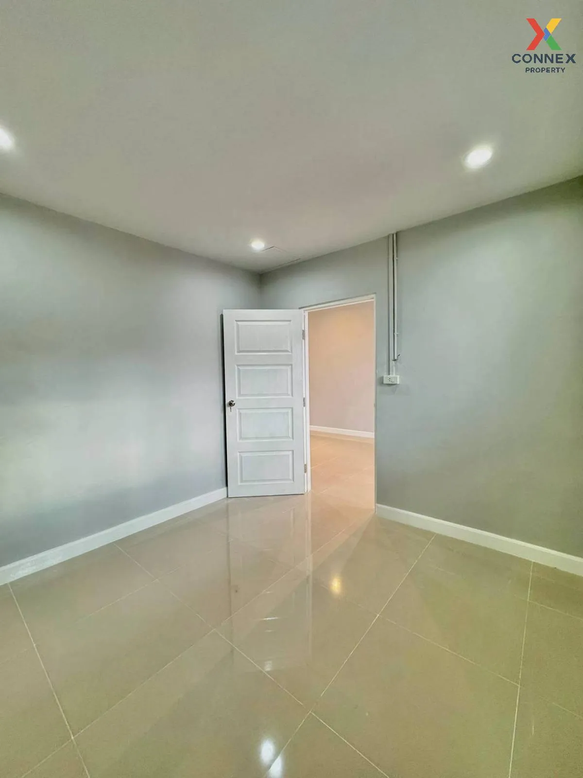 ขายทาวน์เฮ้าส์/ทาวน์โฮม  บ้านพฤกษา 3 บางบัวทอง หน้ากว้าง รีโนเวทใ