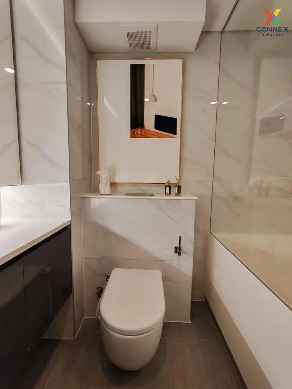 For Rent Condo , Siamese Rama 9 (Landmark @MRTA Station) , Huai K