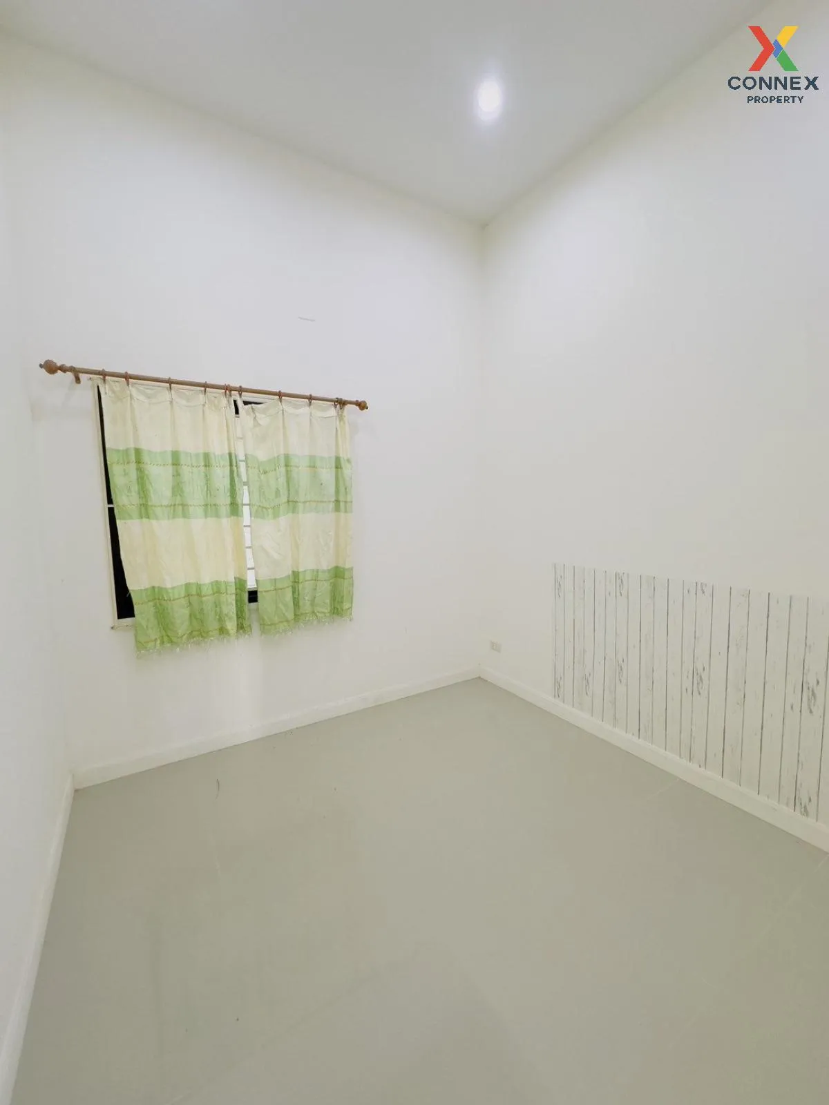 ขายทาวน์เฮ้าส์/ทาวน์โฮม  หมู่บ้านสกายไลน์ อมตะ มาบยางพร ปลวกแดง ร