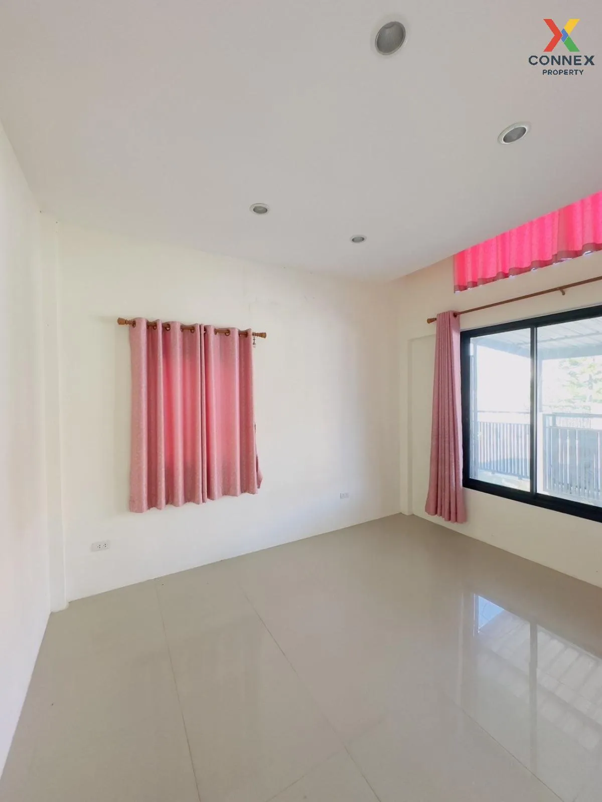 ขายทาวน์เฮ้าส์/ทาวน์โฮม  เจ ฟอร์เรสต์ อมตะ มาบยางพร ปลวกแดง ระยอง 4