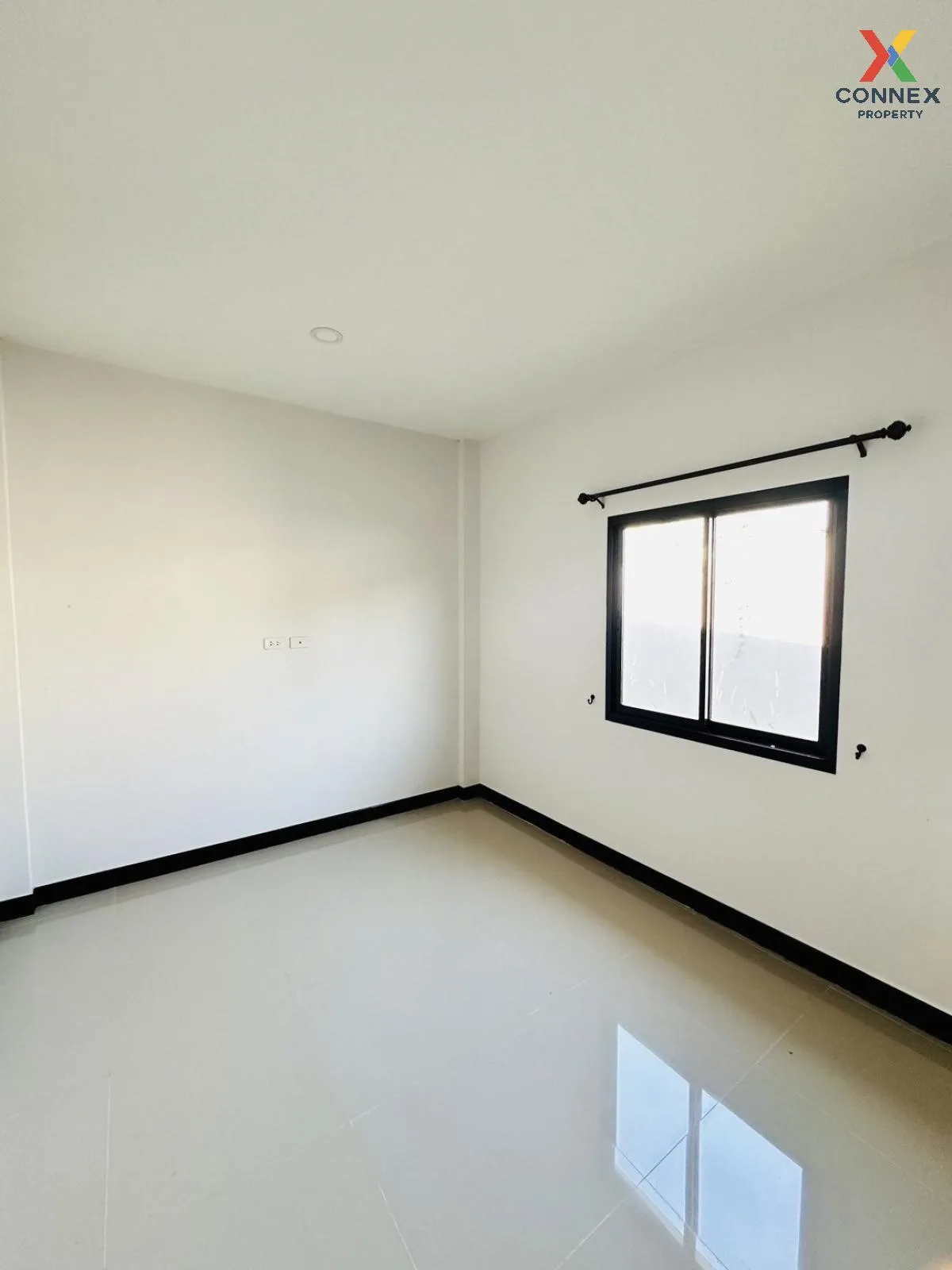 ขายทาวน์เฮ้าส์/ทาวน์โฮม  สุขใจ สุขสบาย 5 มาบยางพร ปลวกแดง ระยอง C