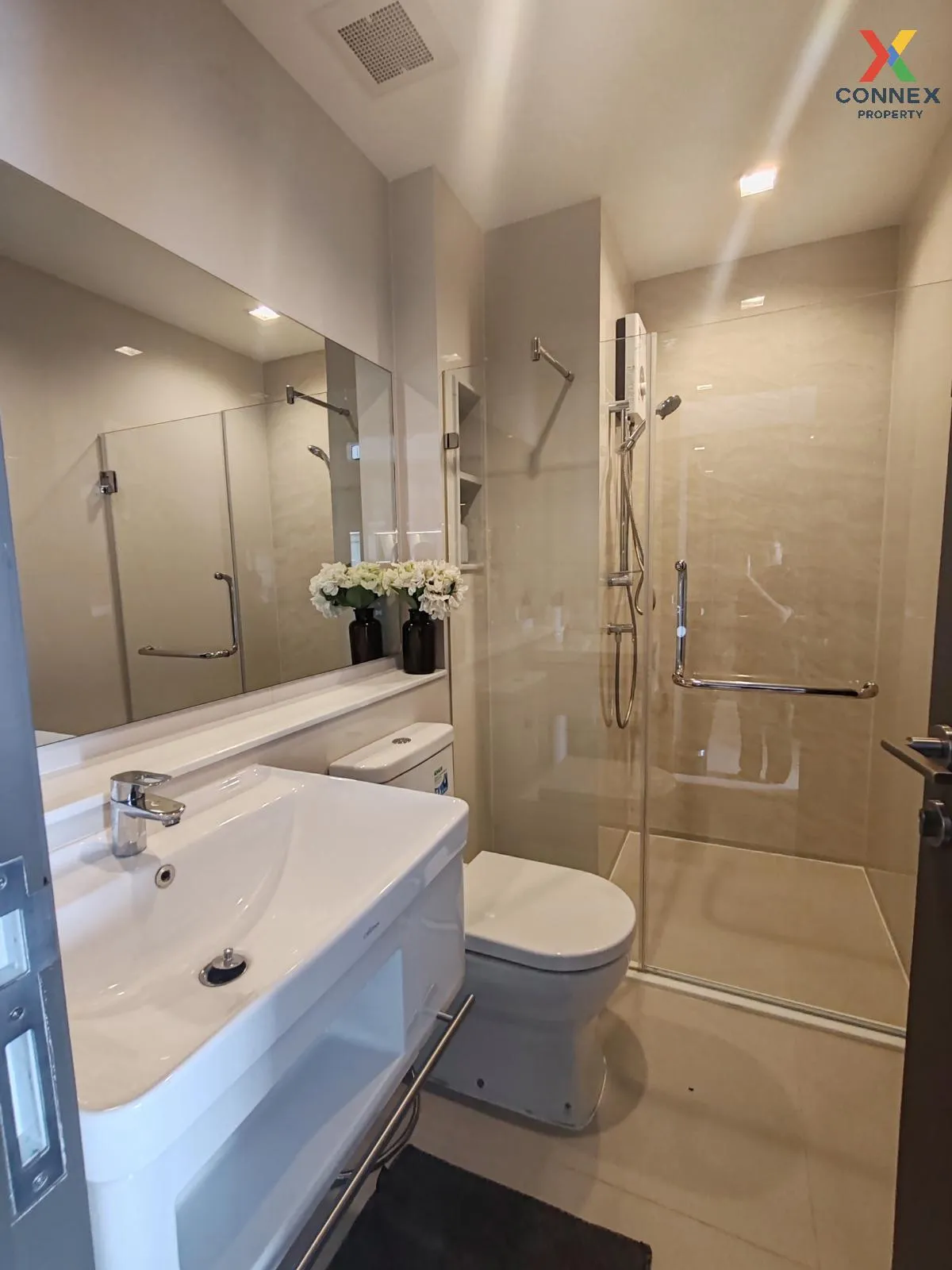 เช่าคอนโด  ไลฟ์ ลาดพร้าว แวลลีย์ BTS-ห้าแยกลาดพร้าว จอมพล  เขต จต