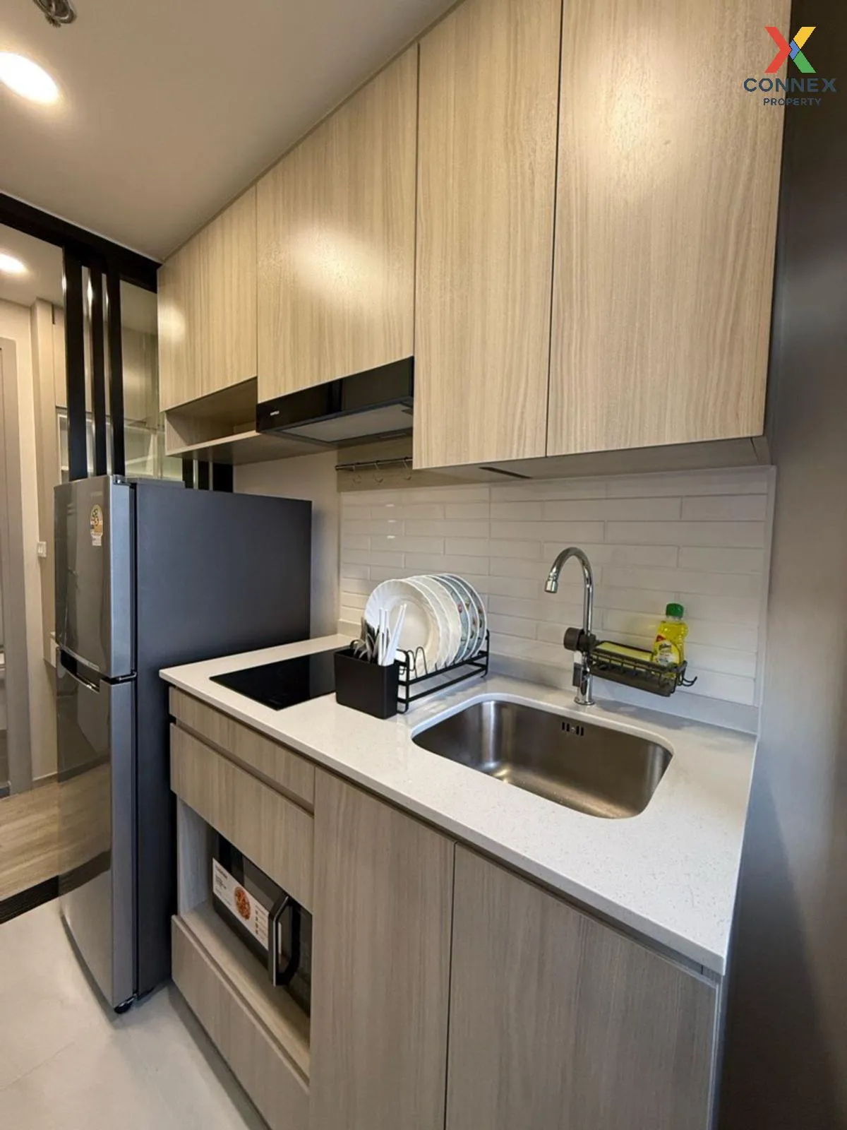 เช่าคอนโด  ออริจิ้น ปลั๊ก แอนด์ เพลย์ ศรีนครินทร์ MRT-ศรีด่าน (สา