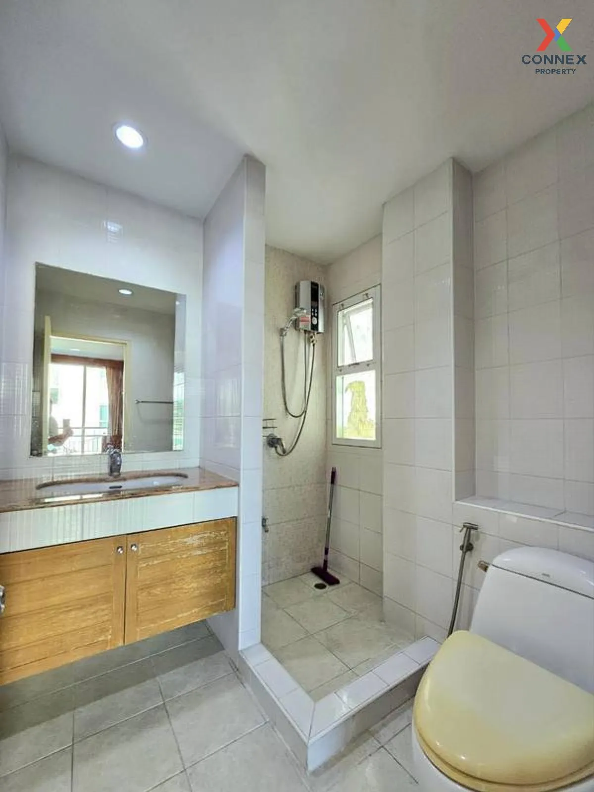 For Rent Townhouse/Townhome  ,  Baan Phattra Villa 4 , Bang Khlo 