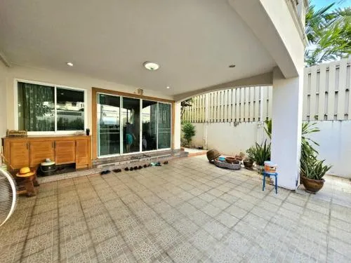For Rent Townhouse/Townhome  ,  Baan Phattra Villa 4 , Bang Khlo , Bang Kho Laem , Bangkok , CX-132257