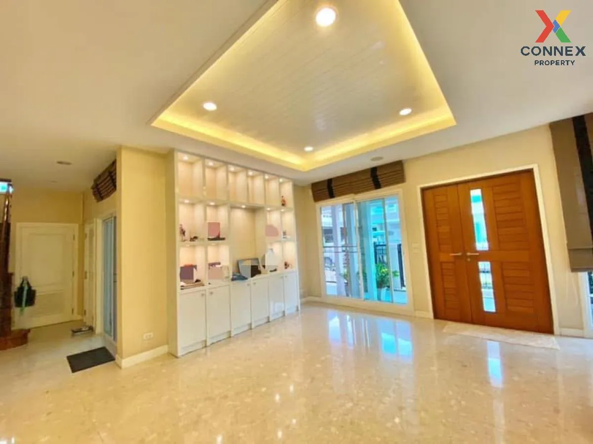 ขายบ้าน  แกรนด์ บางกอก บูเลอวาร์ด รามอินทรา MRT-นพรัตนราชธานี ราม