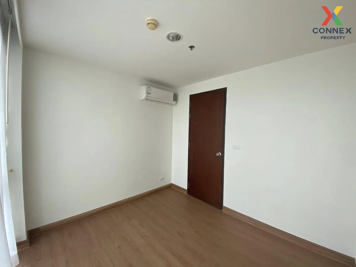 For Sale Condo , Abstracts Phahonyothin Park , corner unit , BTS- 4