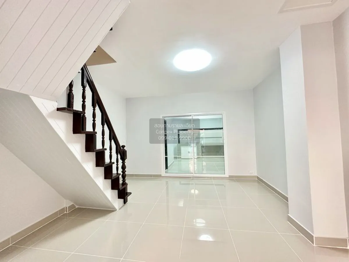For Sale Townhouse/Townhome  , Baan Chittakan , newly renovated ,