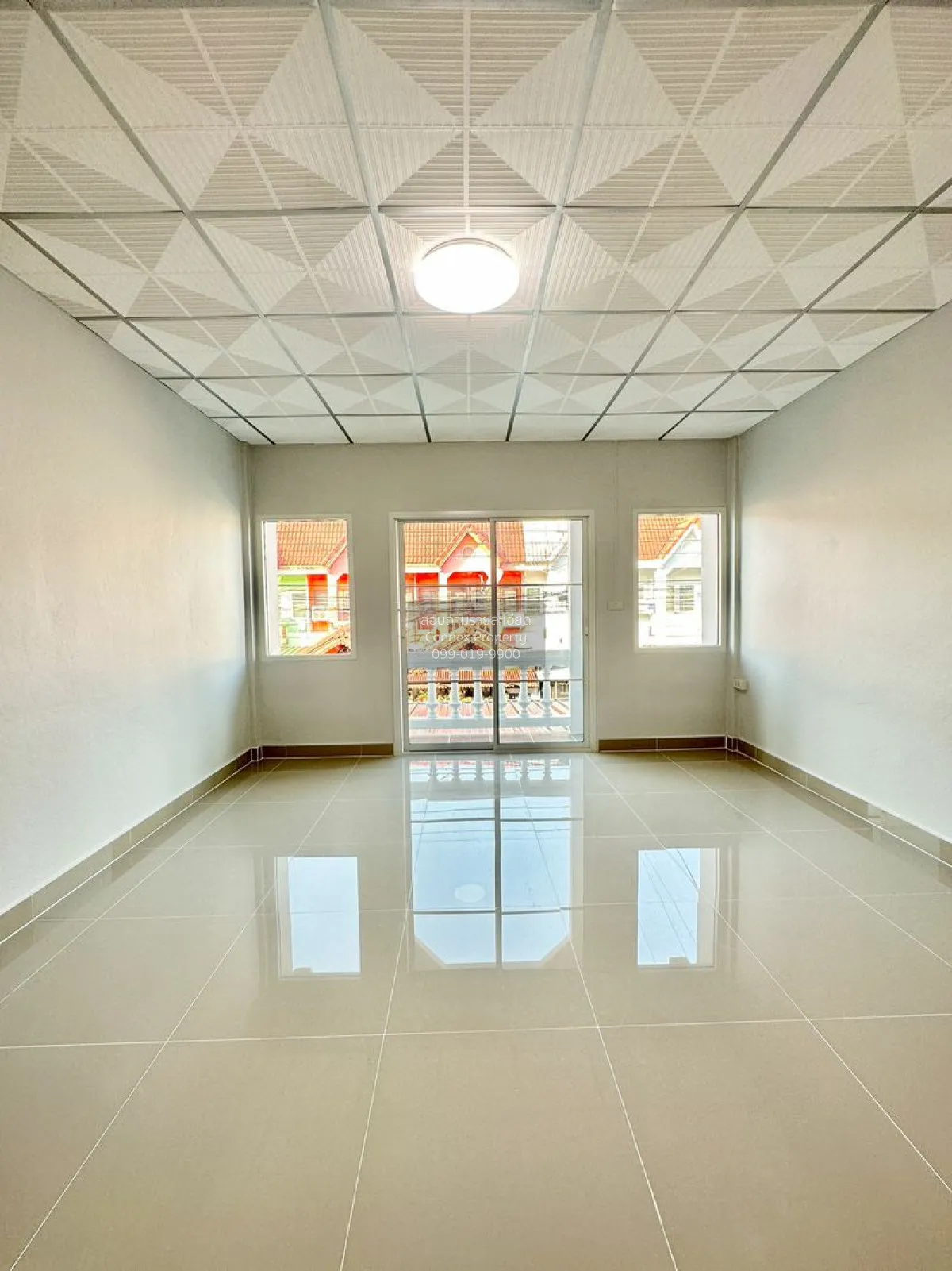 For Sale Townhouse/Townhome  , Baan Chittakan , newly renovated ,