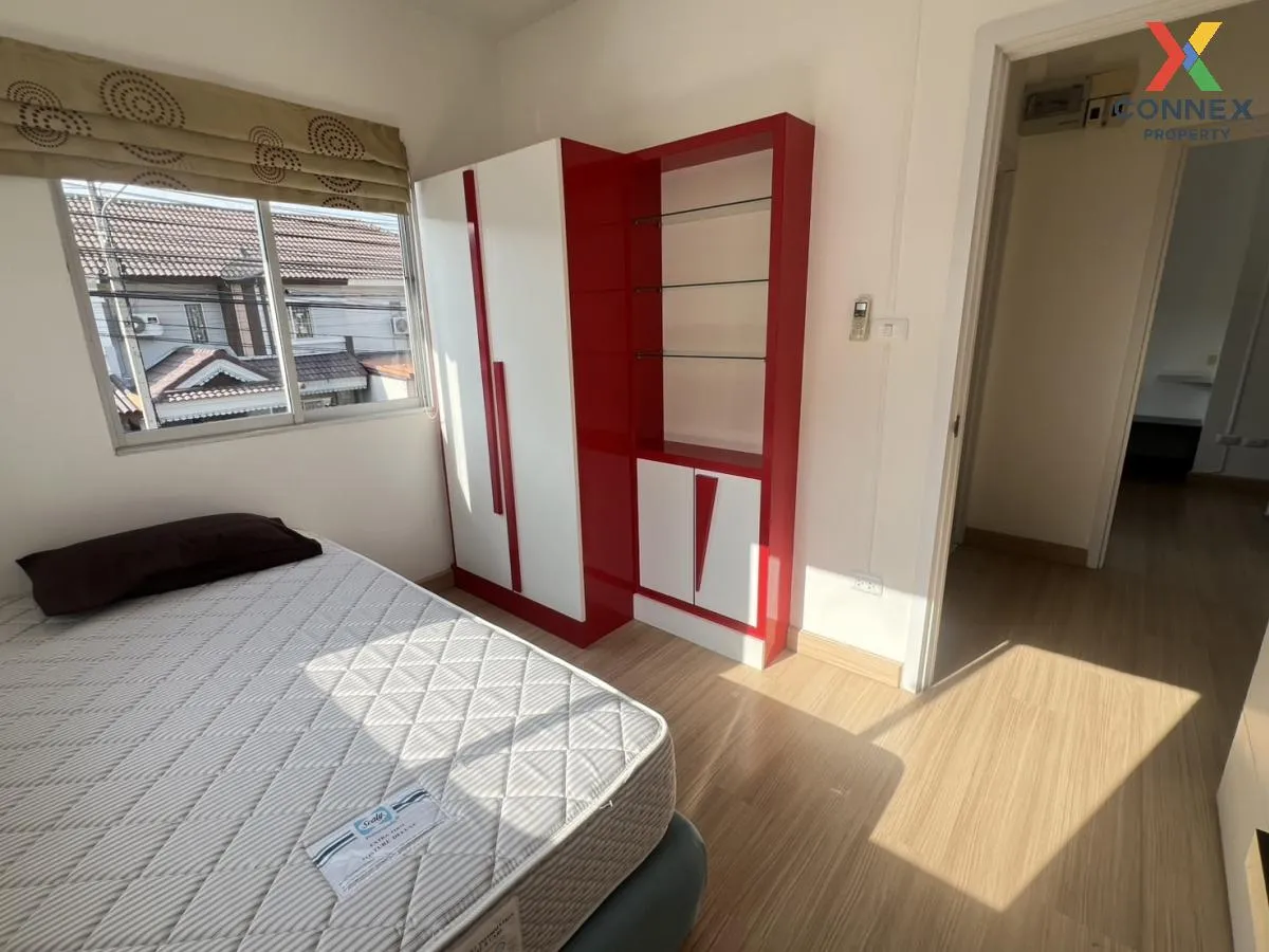 ขายทาวน์เฮ้าส์/ทาวน์โฮม  พฤกษา 81 พหลโยธิน-นวนคร ห้องมุม หน้ากว้า ขายทาวน์เฮ้าส์/ทาวน์โฮม  พฤกษา 81 พหลโยธิน-นวนคร ห้องมุม หน้ากว้า