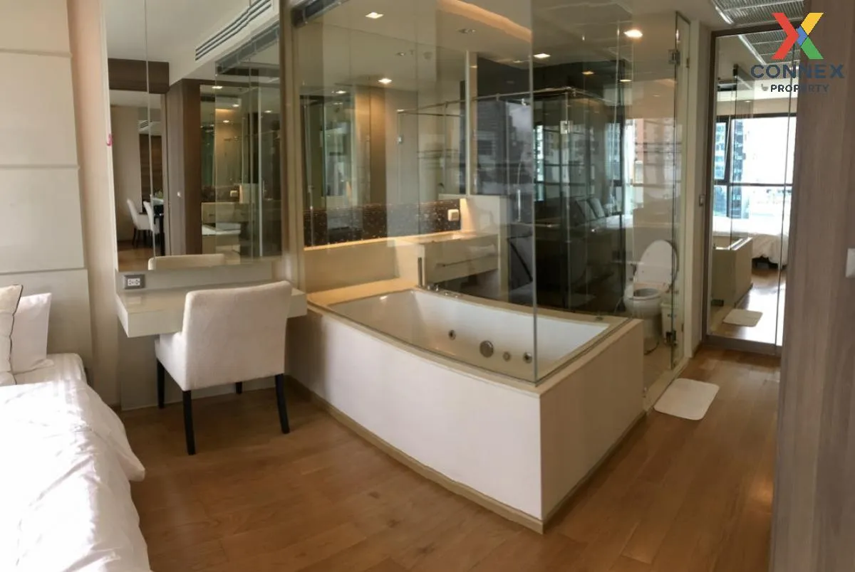 For Rent Condo , The Address Sathorn , BTS-Saint Louis , Silom , 