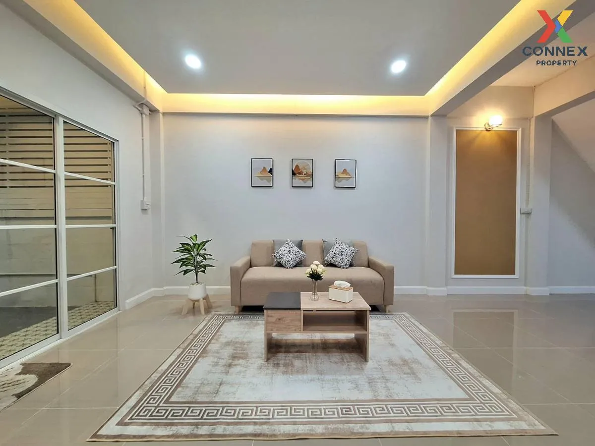 ขายทาวน์เฮ้าส์/ทาวน์โฮม  บ้านเพชรสยาม 1 รีโนเวทใหม่ หนองแขม เขต ห 3