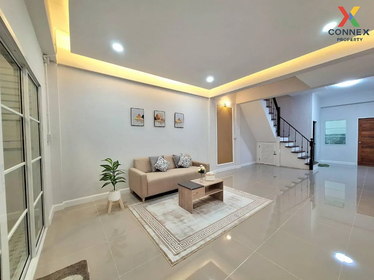 ขายทาวน์เฮ้าส์/ทาวน์โฮม  บ้านเพชรสยาม 1 รีโนเวทใหม่ หนองแขม เขต ห