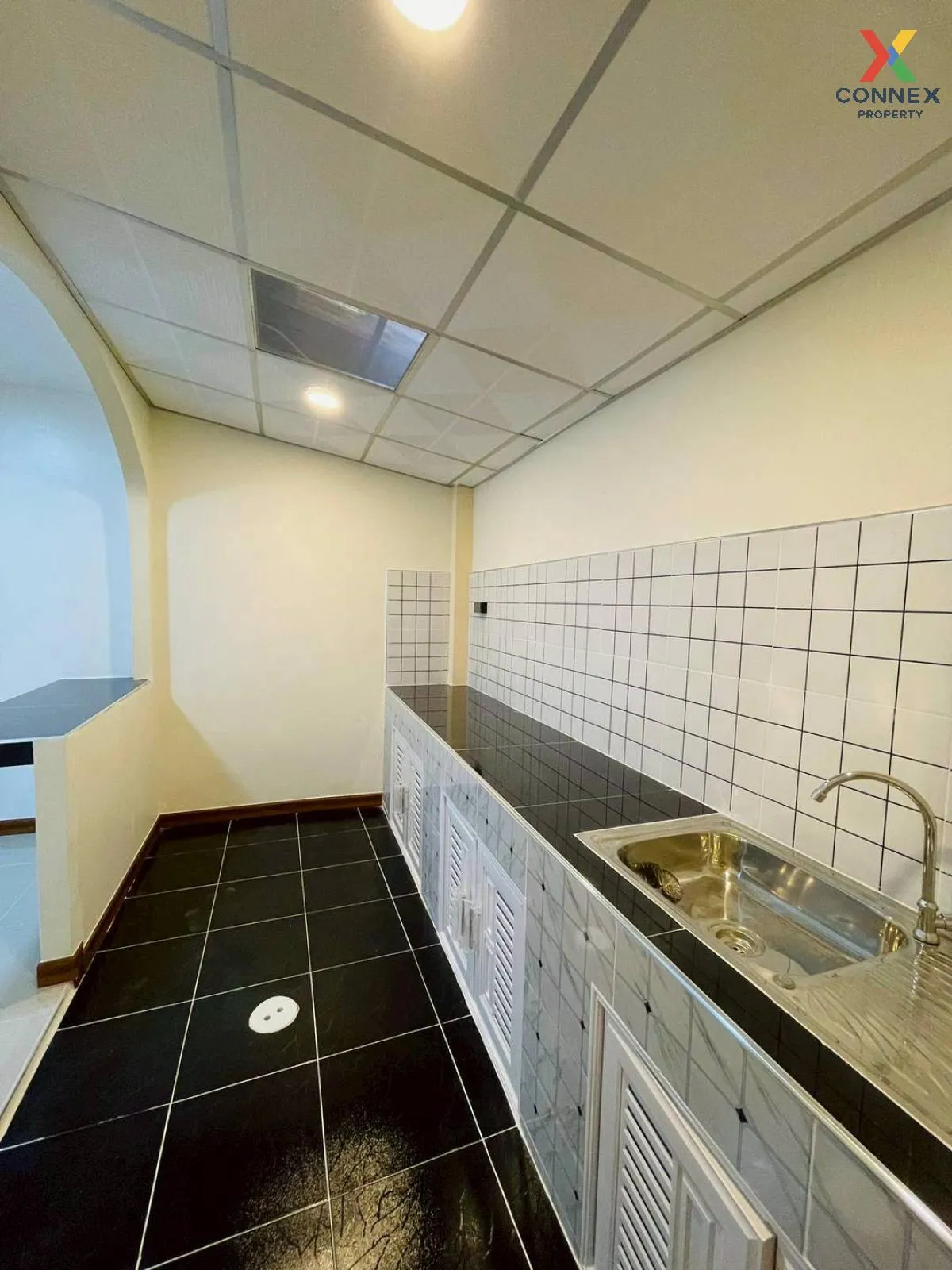 ขายทาวน์เฮ้าส์/ทาวน์โฮม  บ้านบัวทอง 2 รีโนเวทใหม่ บางรักพัฒนา บาง