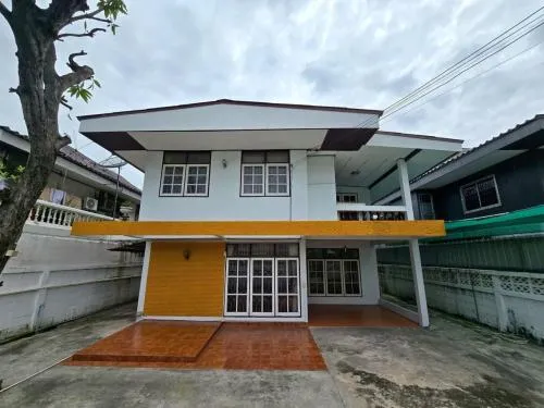 For Rent 2-storey detached house, Ratchada Road, Huai Khwang District, 60 sq m. , Huai Khwang , Huai Khwang , Bangkok , CX-132456