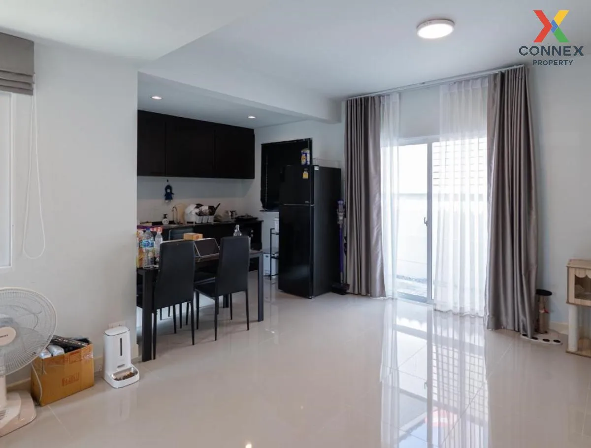For Rent House , The Village Bangna - Wongwaen 4 , Bang Phli Yai  4