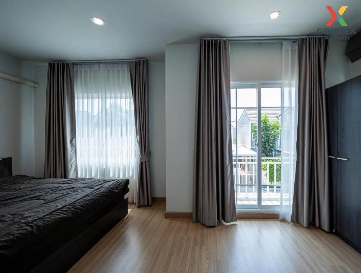 For Rent House , The Village Bangna - Wongwaen 4 , Bang Phli Yai 