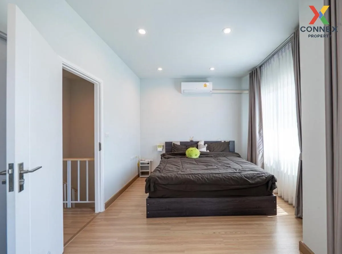 For Rent House , The Village Bangna - Wongwaen 4 , Bang Phli Yai 