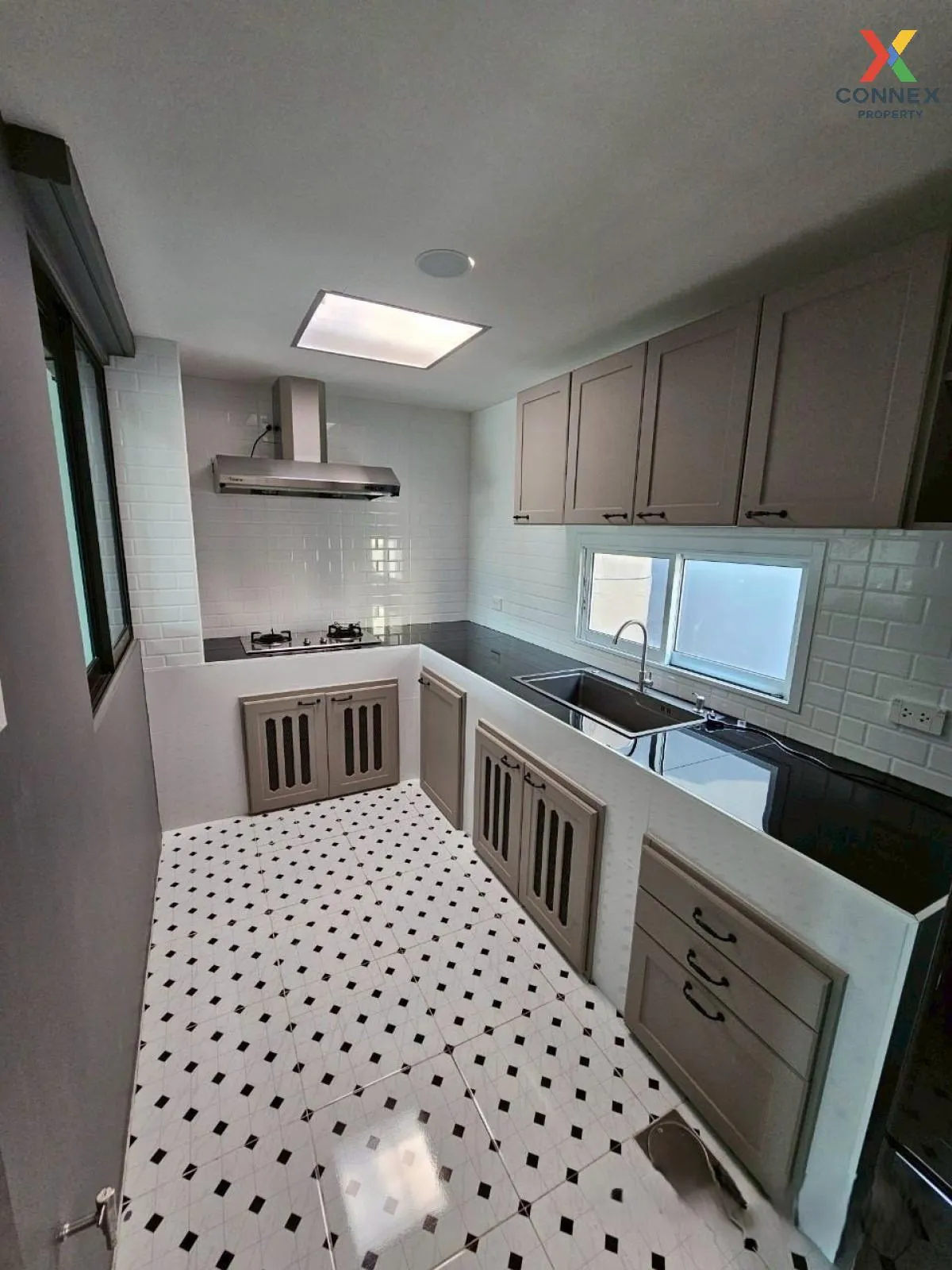 ขายทาวน์เฮ้าส์/ทาวน์โฮม  พลีโน่ บางนา - อ่อนนุช ราชาเทวะ บางพลี ส 4