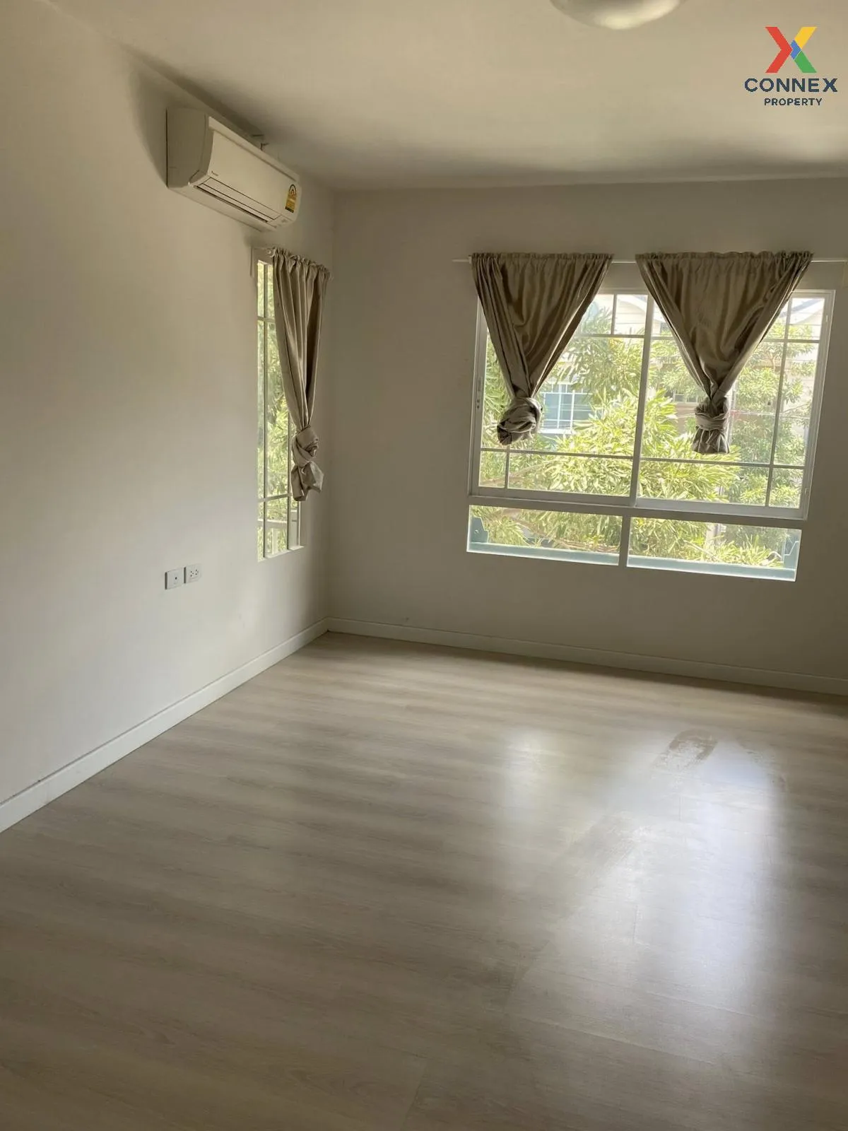 For Sale Townhouse/Townhome  , Indy Bangna Km.7 phase 1 , Bang Ka 4