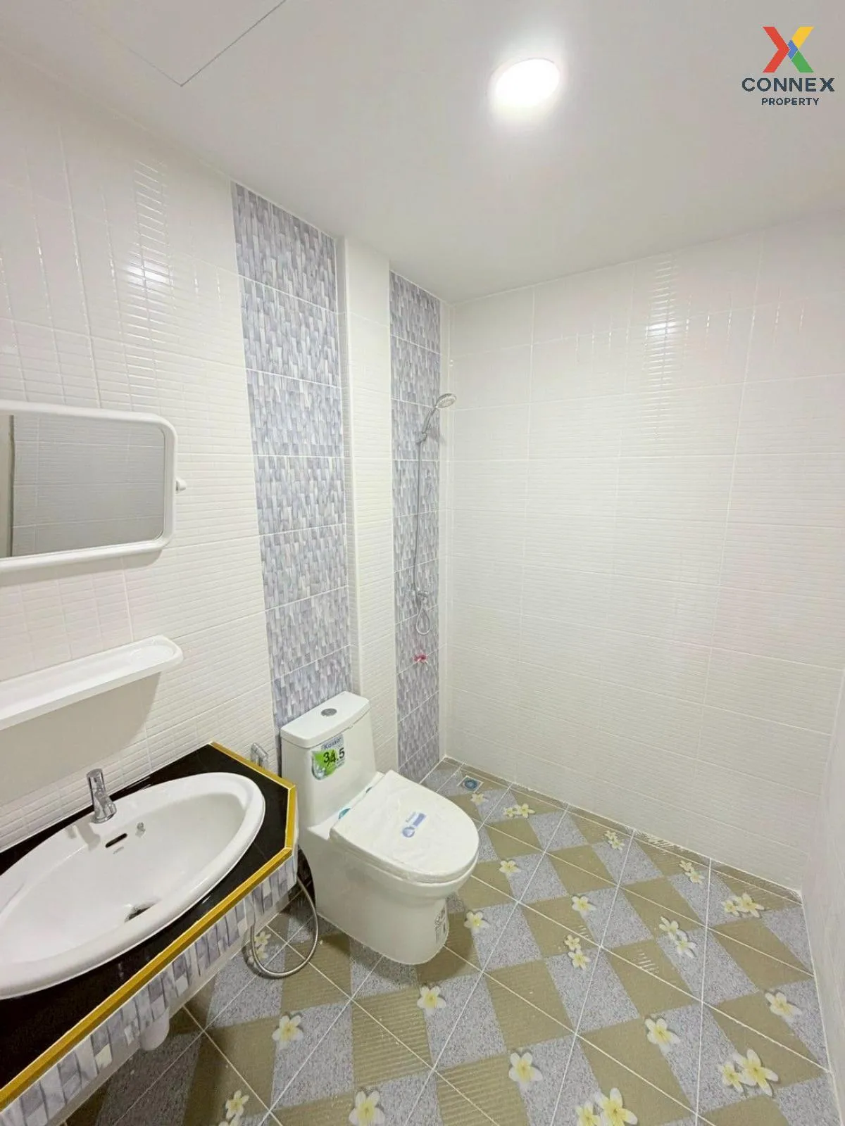 For Sale Townhouse/Townhome  , Baan Thanarnin , newly renovated ,