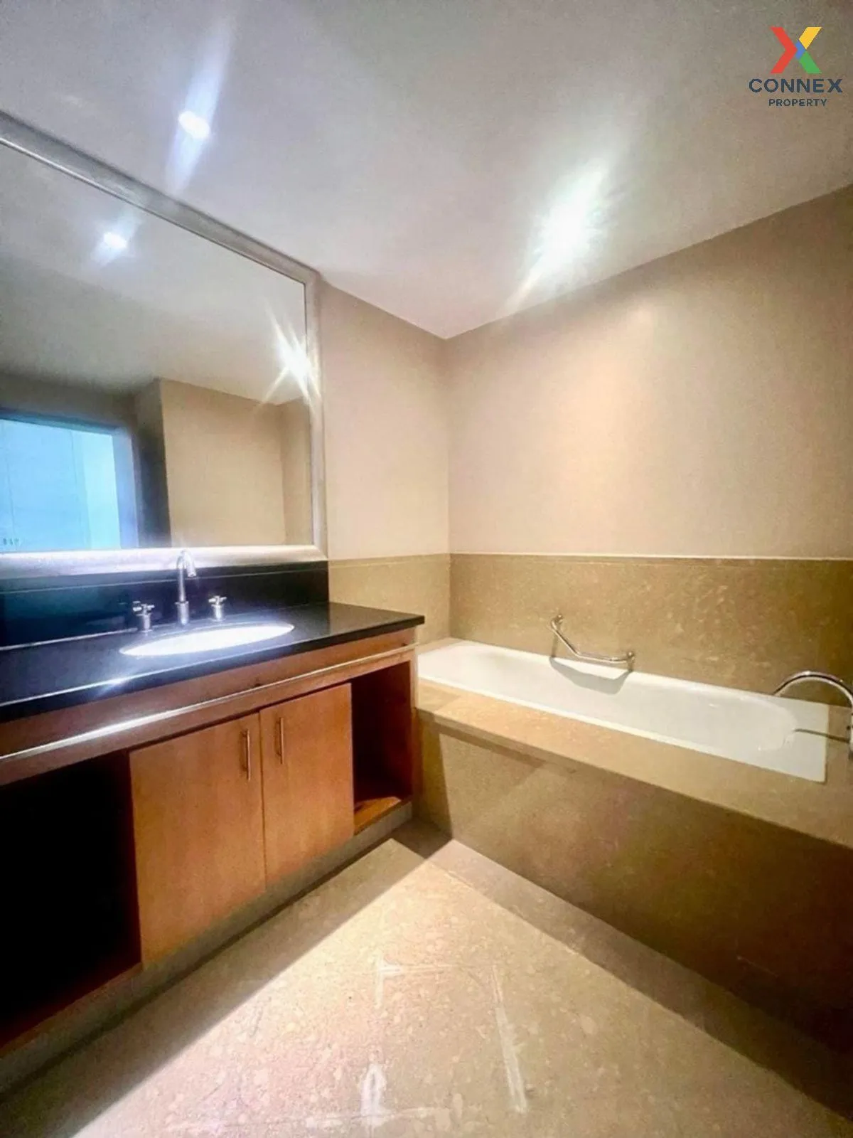 For Rent Condo , Ascott Sathorn Bangkok , BTS-Saint Louis , Yanna
